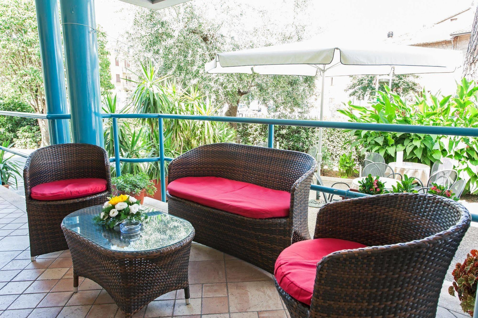 Hotel Los Angeles Assisi Exterior foto